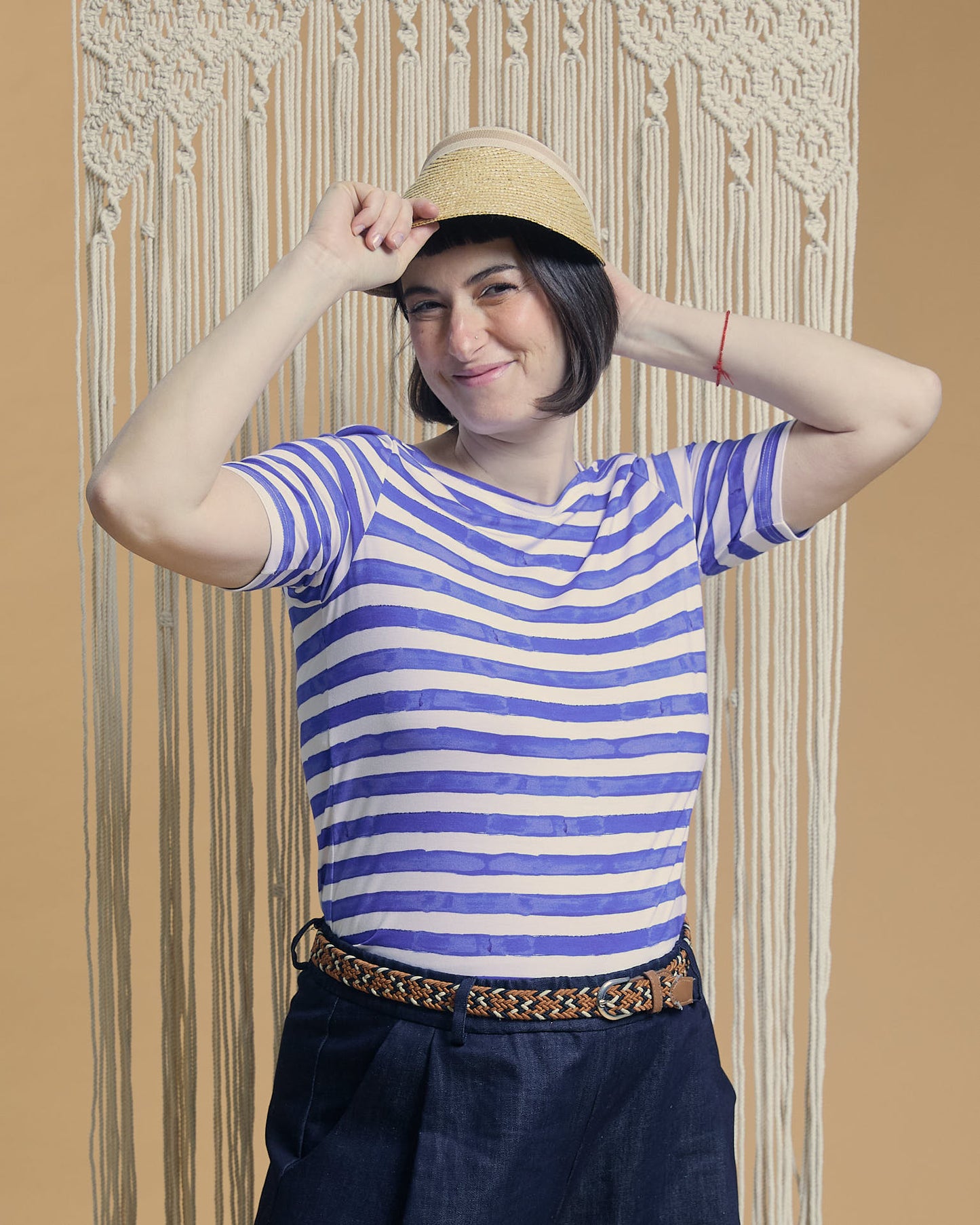T-shirt Sonia manica corta in viscosa a righe blu elettrico e bianco