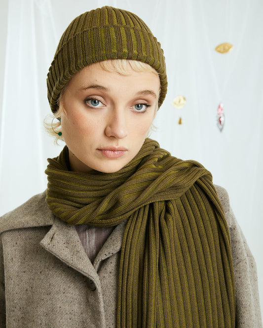 Cuffia in lana merino extrafine verde militare e verde oliva